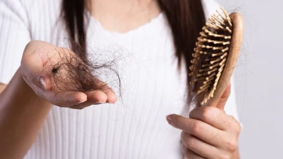 بررسی عوامل مؤثر در ریزش مو