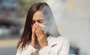 اثرات آلودگی هوا بر سلامت مو و راه های مقابله با آن که نمیدونستید!