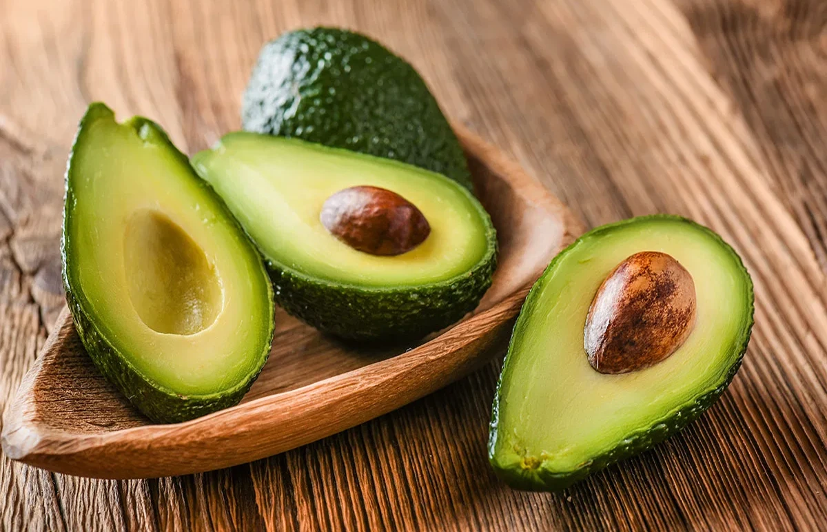 9 مورد از فواید آووکادو برای سلامتی 9 مورد از فواید آووکادو برای سلامتی