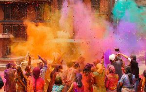 10 دانستنی جالب درباره جشن رنگ هندی ها (هولی) که نمی دانستید!