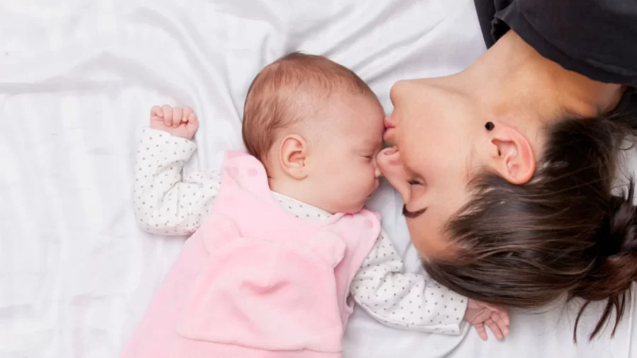 چرا نوزادان خوشبو هستند، درحالی‌که نوجوانان بوی گند می‌دهند؟
